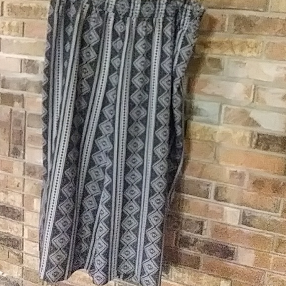 Cato Pants - Capris Pants